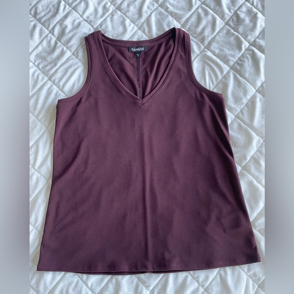 Express V Neck Essential Tank Top - Picture 1 of 7